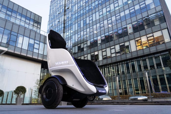 The Segway S-Pod is a first-class smart transporting pod for enclosed campuses.